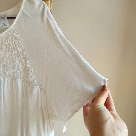 Plus White Batwing Blouse - Picture 12 of 13